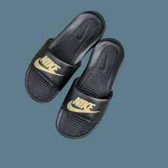 Nike Victori One Slide. Brand New. Mens Size: 13 - Picture 4 of 7